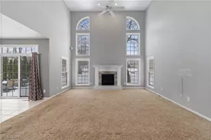 477 Misty Ln, Akron, OH 44321 - Photo 5