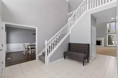 477 Misty Lane, Akron, OH 44321 - Photo 3