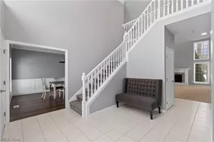 477 Misty Ln, Akron, OH 44321 - Photo 3