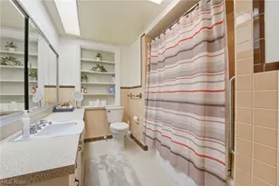 1122 Locust Dr, Ashtabula, OH 44004 - Photo 17