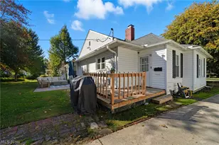 1122 Locust Dr, Ashtabula, OH 44004 - Photo 3