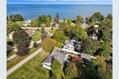 1122 Locust Drive, Ashtabula, OH 44004 - Photo 7