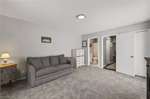 6853 Colonial Dr, Mentor, OH 44060 - Photo 21