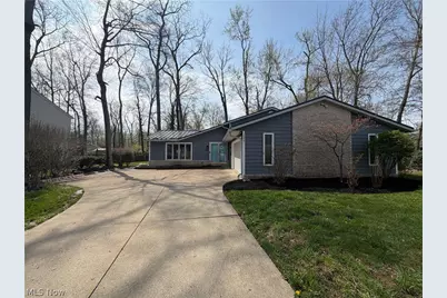 32847 Redwood Boulevard, Avon Lake, OH 44012 - Photo 19