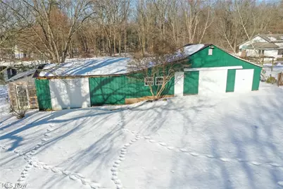 1554 Woods Road, Akron, OH 44306 - Photo 35