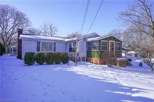 1554 Woods Rd, Akron, OH 44306 - Photo 1