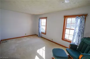 1554 Woods Rd, Akron, OH 44306 - Photo 13