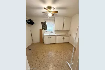 3733 Brightway, Weirton, WV 26062 - Photo 5