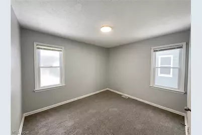 17409 Mapleboro Avenue, Maple Heights, OH 44137 - Photo 11