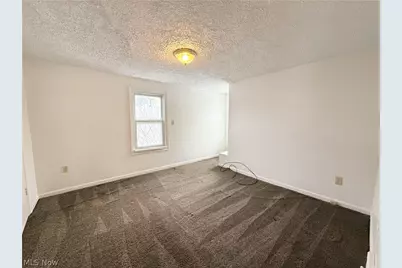 2140 12th Street SW, Akron, OH 44314 - Photo 9