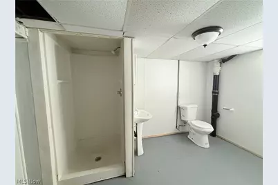 2140 12th Street SW, Akron, OH 44314 - Photo 17