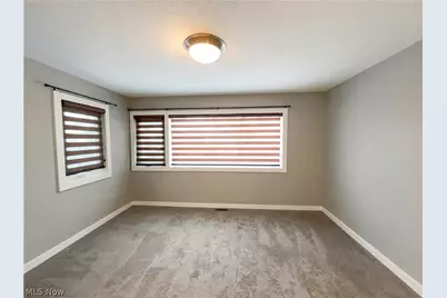 2272 W 5th Street, Loveland, OH 44113 - Photo 13