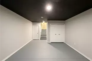 2272 W 5th St, Loveland, OH 44113 - Photo 17