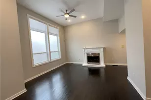 2272 W 5th St, Loveland, OH 44113 - Photo 3