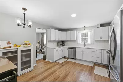 17987 Elliott Drive, Chagrin Falls, OH 44023 - Photo 9