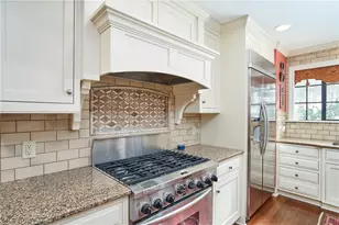 155 Hampshire Rd, Akron, OH 44313 - Photo 25