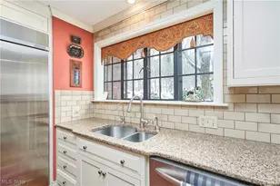 155 Hampshire Rd, Akron, OH 44313 - Photo 23