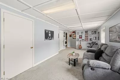 2190 Waterbury Drive, Uniontown, OH 44685 - Photo 31