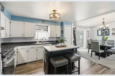 2190 Waterbury Drive, Uniontown, OH 44685 - Photo 9