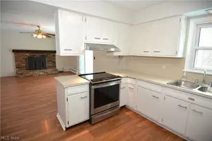 2405 Weymouth Rd, Hinckley, OH 44233 - Photo 17