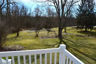 2405 Weymouth Rd, Hinckley, OH 44233 - Photo 5