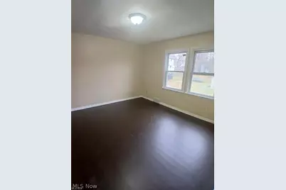 21 Zents Avenue, Youngstown, OH 44505 - Photo 9