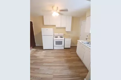 21 Zents Avenue, Youngstown, OH 44505 - Photo 3