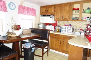 6235 Manchester Rd, Clinton, OH 44216 - Photo 5