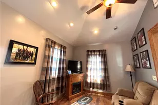 226 S Elm St, Columbiana, OH 44408 - Photo 11