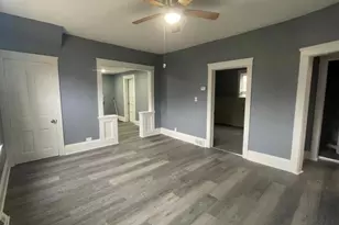 1089 E 66th St, Loveland, OH 44103 - Photo 7