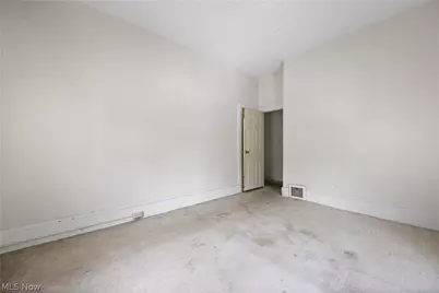 124 Roswell Street, Akron, OH 44305 - Photo 23