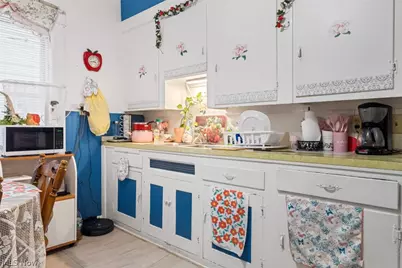 3921 Sackett Avenue, Loveland, OH 44109 - Photo 11