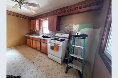 1032 Race Street, Zanesville, OH 43701 - Photo 13