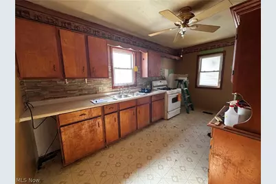 1032 Race Street, Zanesville, OH 43701 - Photo 11