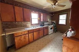 1032 Race St, Zanesville, OH 43701 - Photo 11