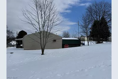 1032 Race Street, Zanesville, OH 43701 - Photo 3