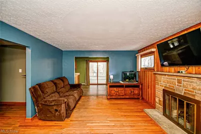 3218 Pickle Road, Akron, OH 44312 - Photo 5