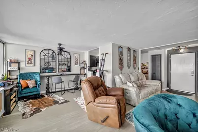 12900 Lake Avenue, Oakwood, OH 44107 - Photo 9