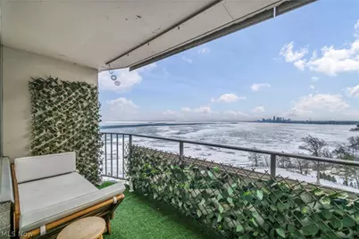 12900 Lake Avenue, Oakwood, OH 44107 - Photo 29