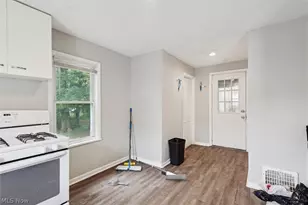 498 Gage St, Akron, OH 44311 - Photo 11