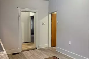 321 Randolph St, Youngstown, OH 44509 - Photo 7