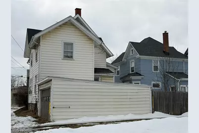 212 Maryland Avenue SW, Canton, OH 44710 - Photo 3