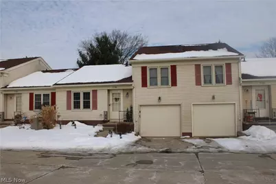 5279 Creekside Boulevard #T34, Brunswick Hills, OH 44212 - Photo 1