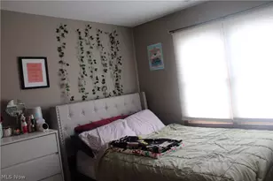 5279 Creekside Blvd, Brunswick Hills, OH 44212 - Photo 9