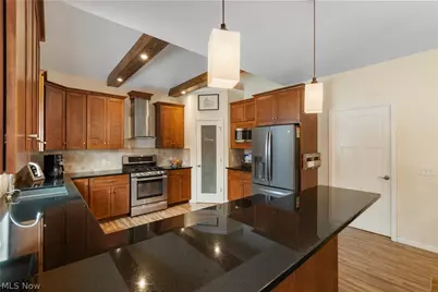 2015 Osage Trail, Wadsworth, OH 44281 - Photo 13