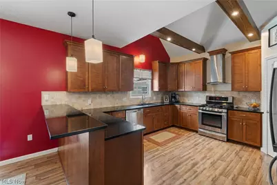 2015 Osage Trail, Wadsworth, OH 44281 - Photo 11