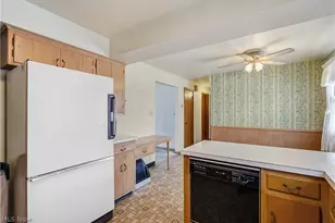 3847 Daytona Dr, Austintown, OH 44515 - Photo 13