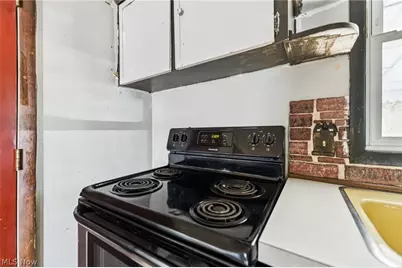 248 Menegay Road, Louisville, OH 44641 - Photo 9