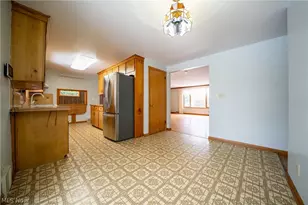 5743 Brookwood Dr, Akron, OH 44319 - Photo 13