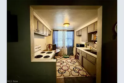 3322 McCartney Road, Youngstown, OH 44505 - Photo 5